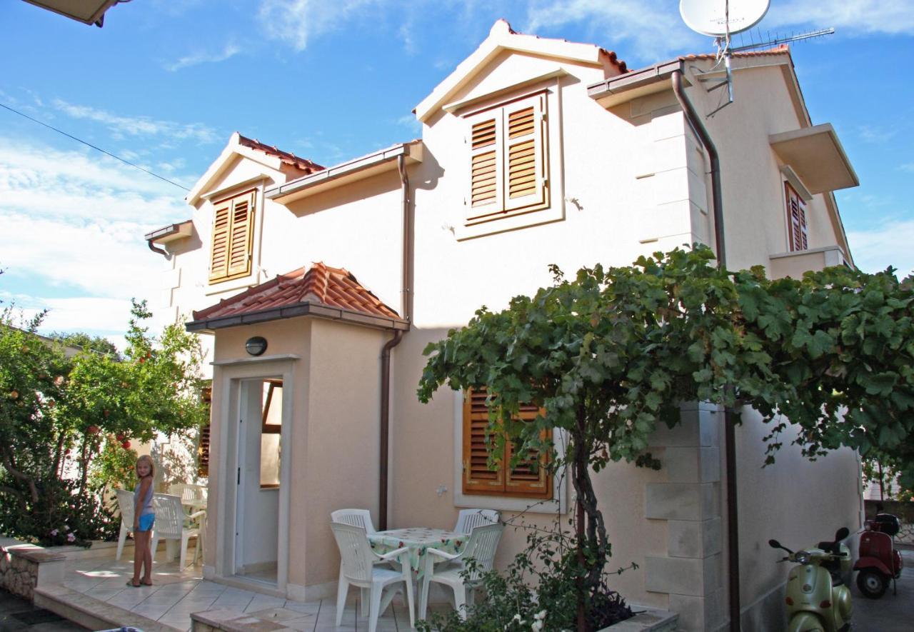 Apartments With A Parking Space Supetar, Brac - 6037 Zewnętrze zdjęcie